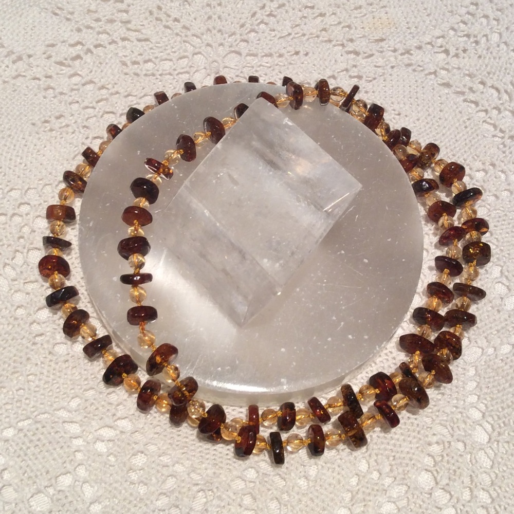 Amber and citrine ⭐️ hand-knotted necklace ⭐️ 26”